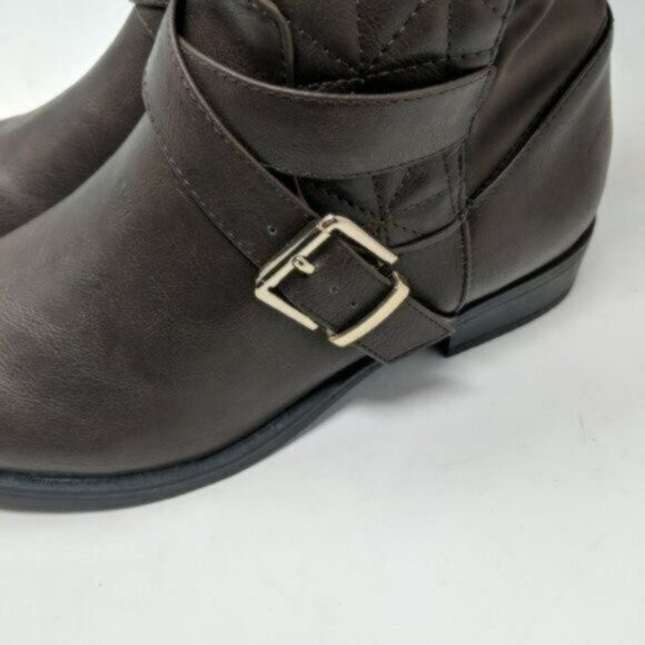 Torrid | Quilted Over The Knee Wide Calf Quilted Boots Brown - Picture 6 of 7